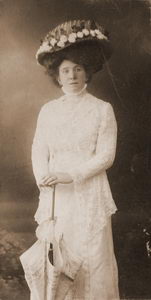 Milada Vojtíšková (1880-1957)